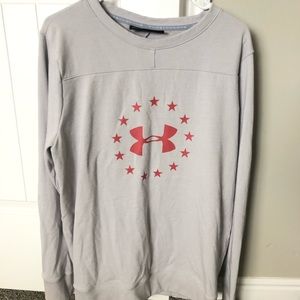 Gray sweatshirt